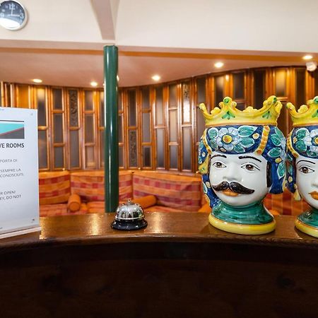 Stesicoro Exclusive Rooms カターニア エクステリア 写真