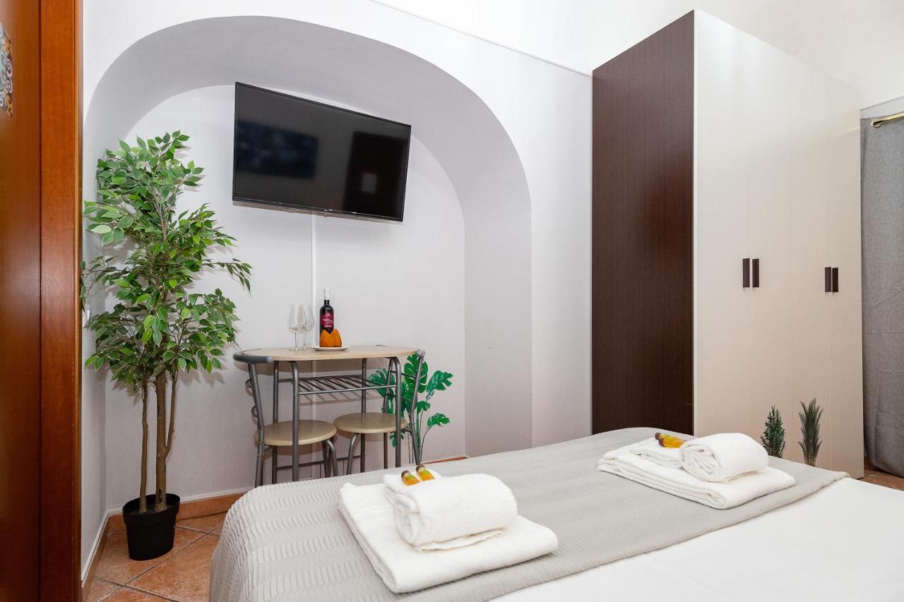 Stesicoro Exclusive Rooms カターニア エクステリア 写真