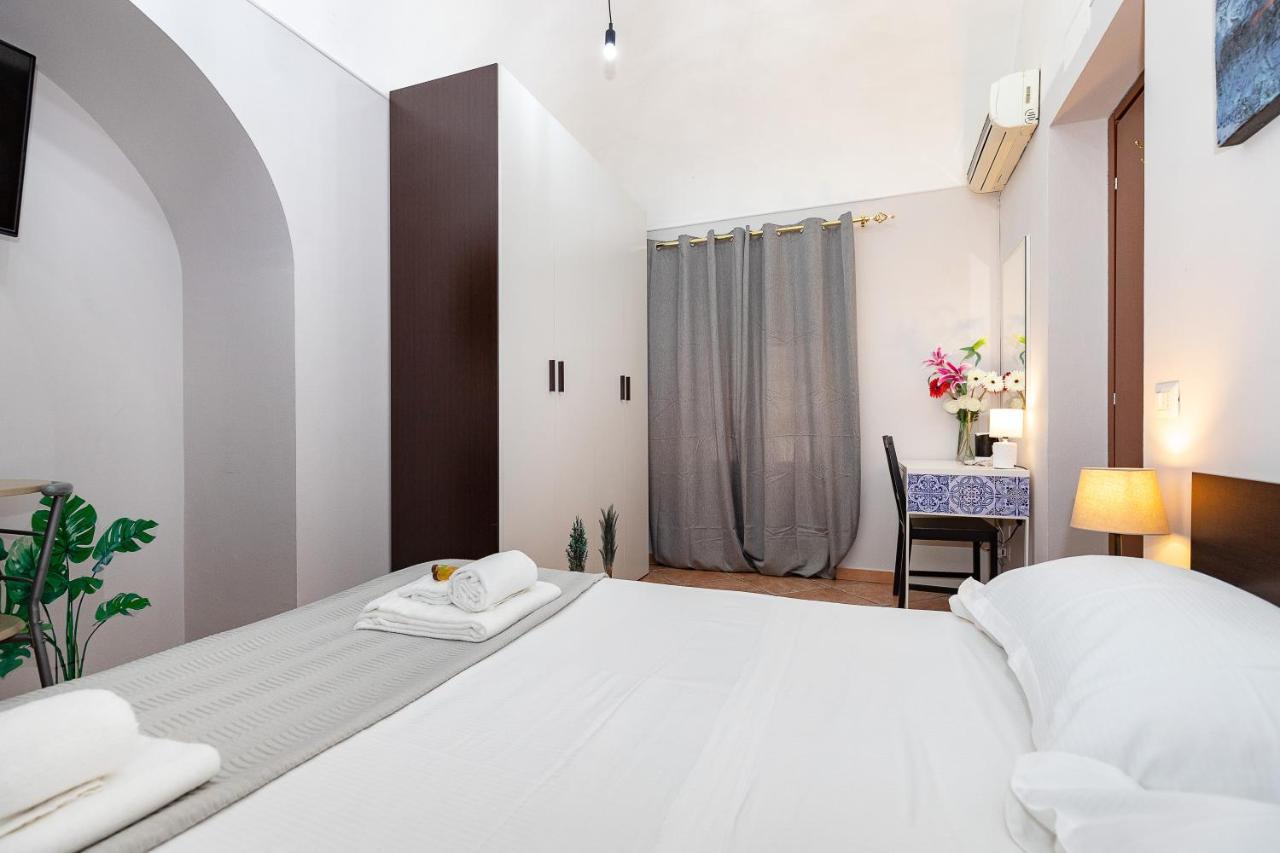 Stesicoro Exclusive Rooms カターニア エクステリア 写真